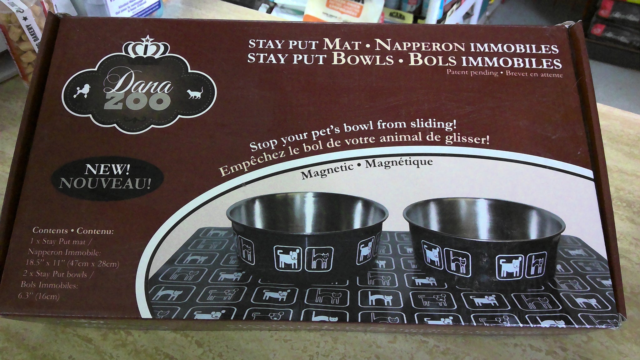 DanaZoo stay put mat&bowl kit