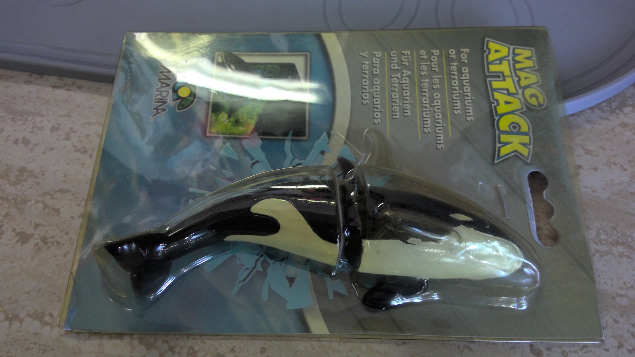 Marina mag attack whale